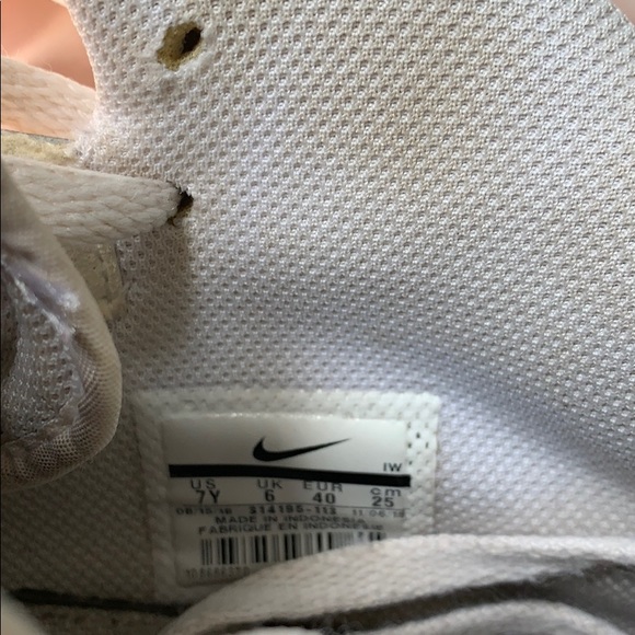 White High Top Air Forces - Picture 6 of 6